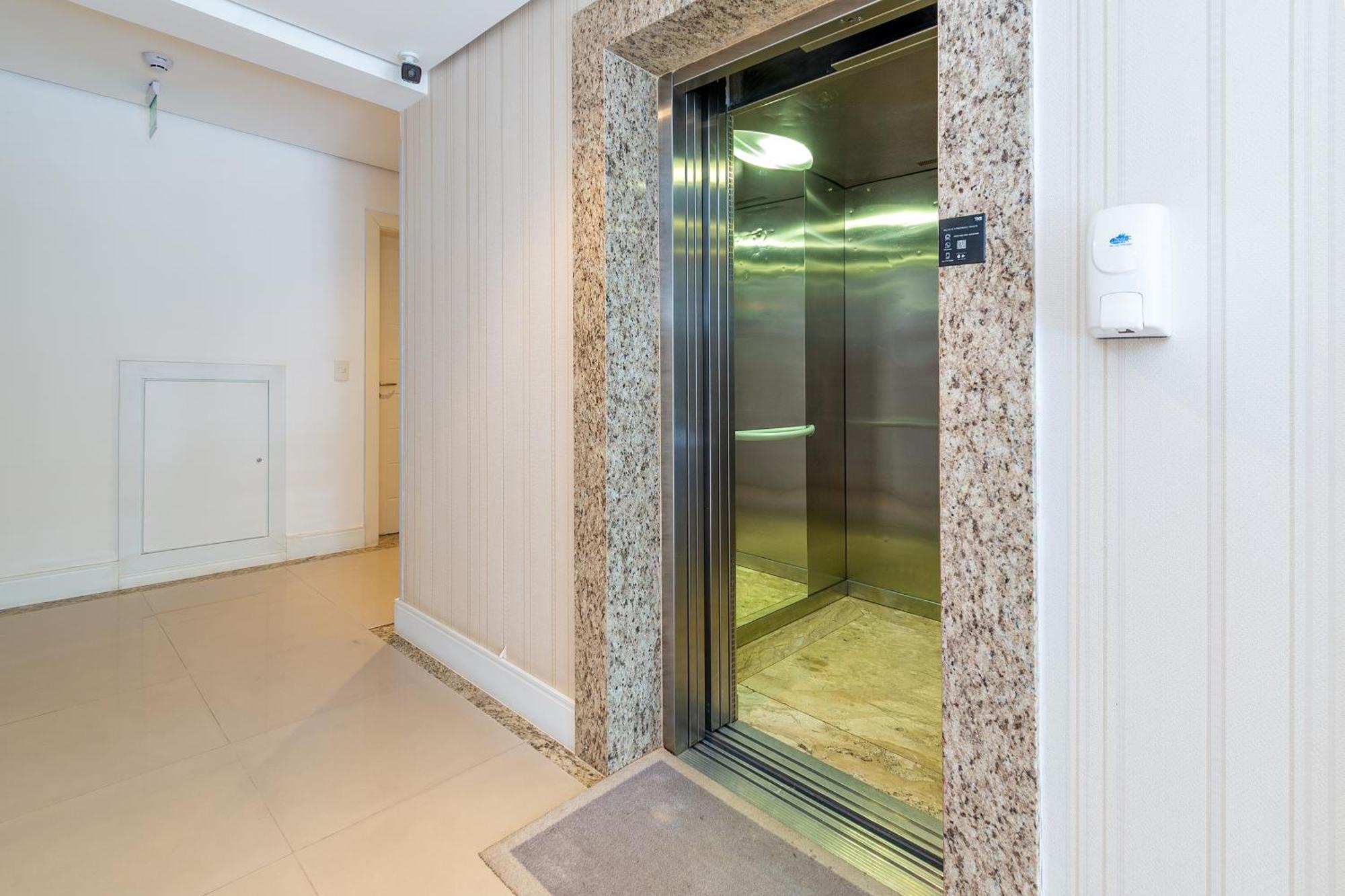 Luxuoso Apartamento Central Para 10 Pessoas Грамаду Экстерьер фото